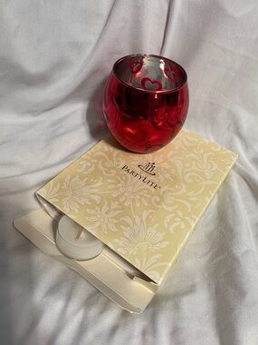 NIB PartyLite Red Heart Glass Votive Holder w/ 12 Tealight Candles